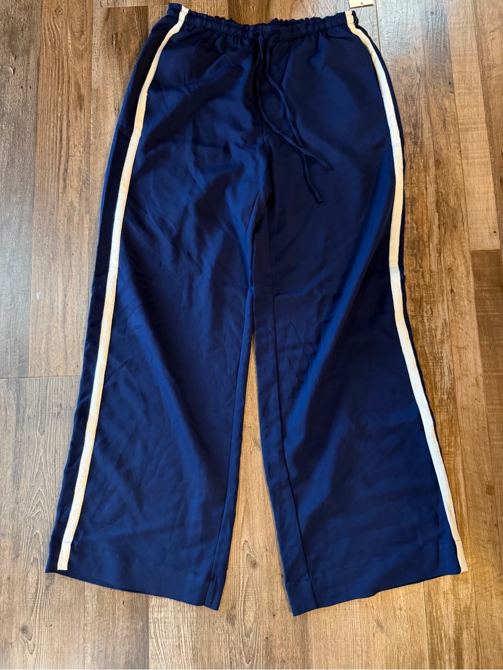 NWT A new day Navy Wide-Leg Track Pants with White Side Stripes